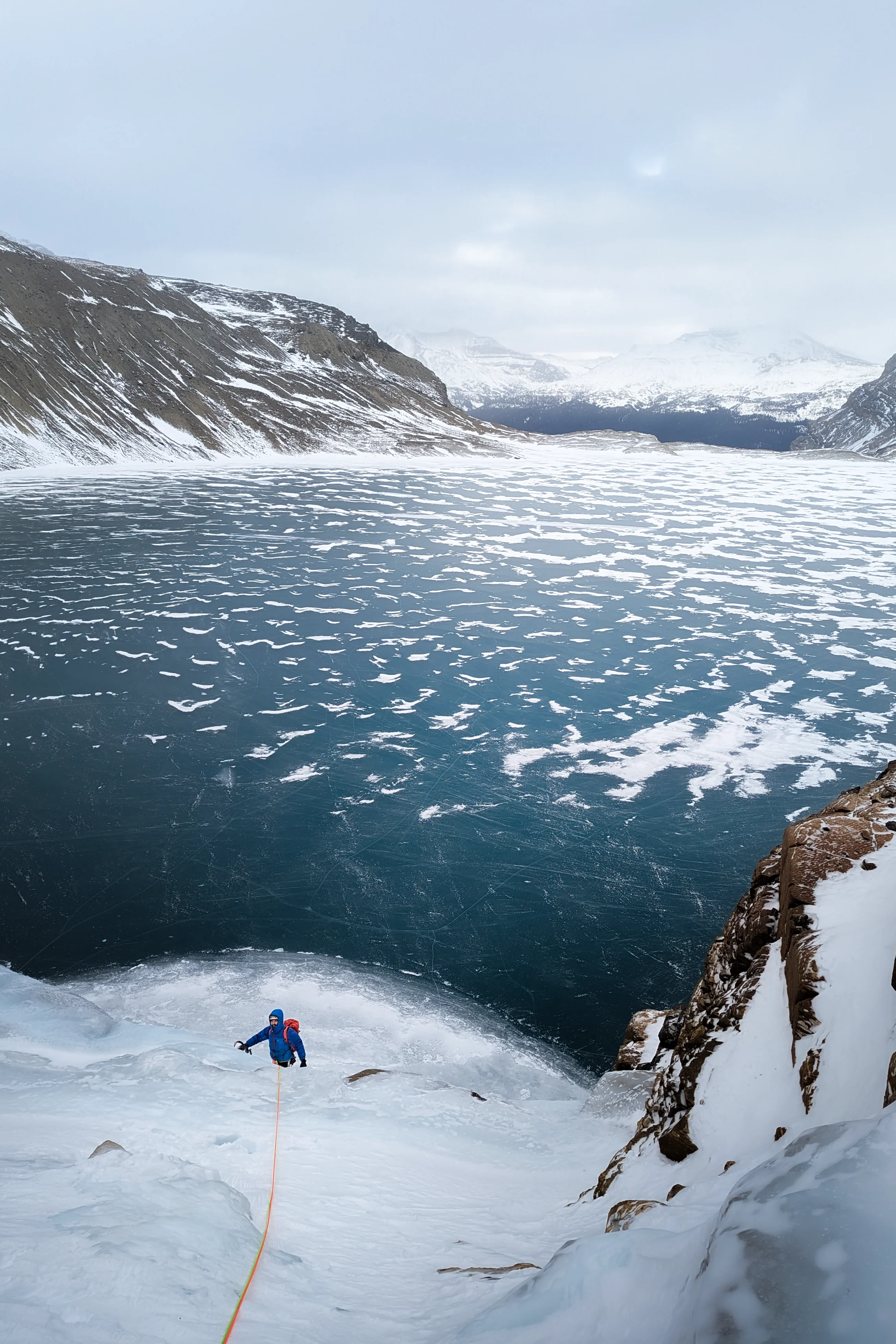 Leonardo_Iezzi_Ice_Climbing_photography (1)